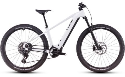 Cube Reaction Hybrid SLT 800 800 Wh 29 Zoll Diamant.01 1.jpg