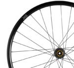 Tune Crosser Alu Disc CL Hinterrad 4062266241791 a 800x800 0.jpg